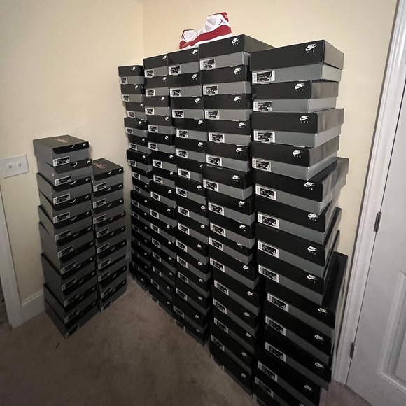 Jordan Other - Air Jordan 11 Cherry